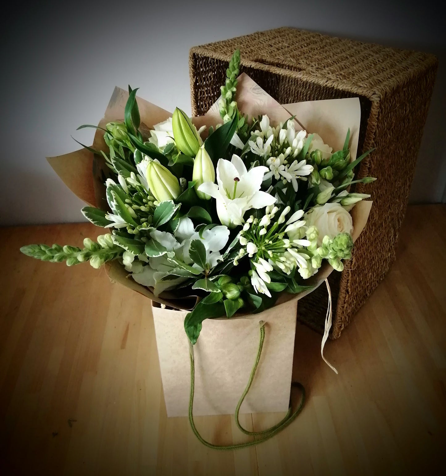 Classic white bouquet