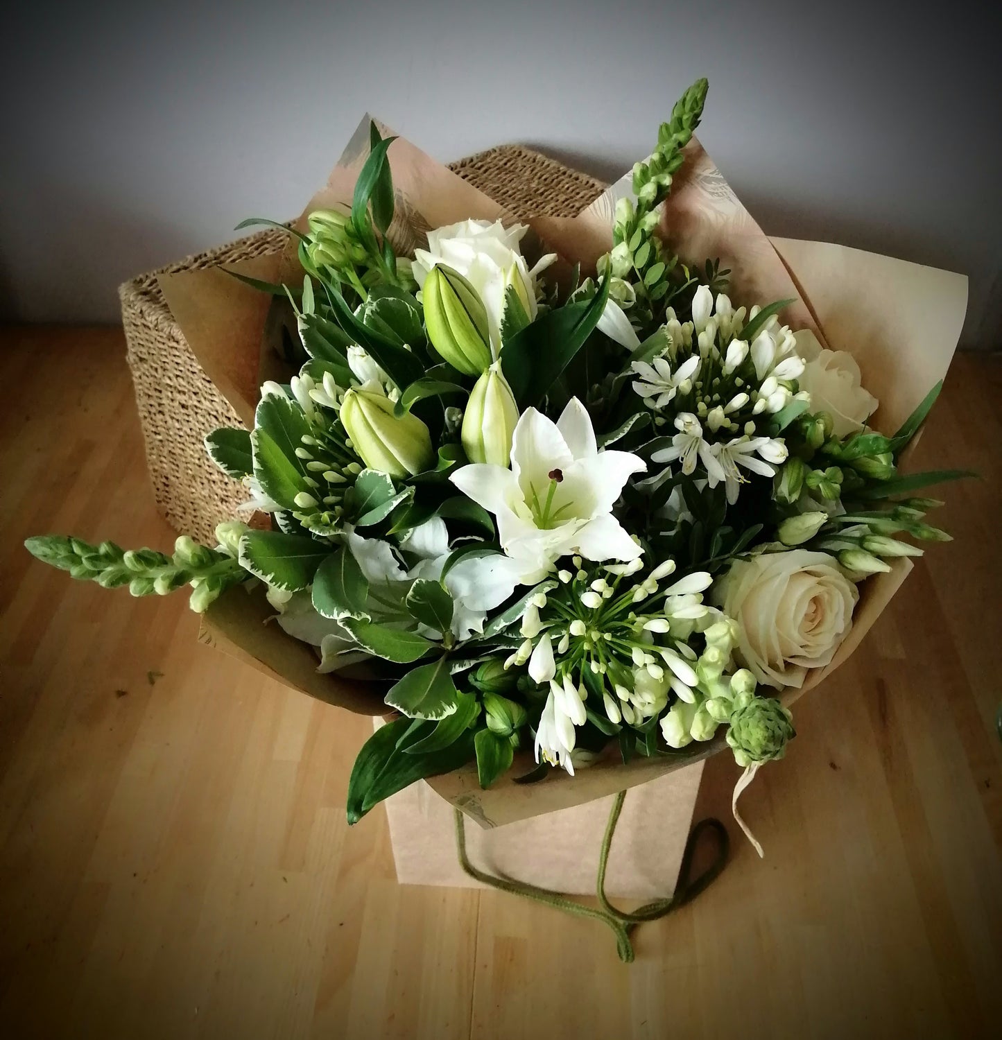 Classic white bouquet