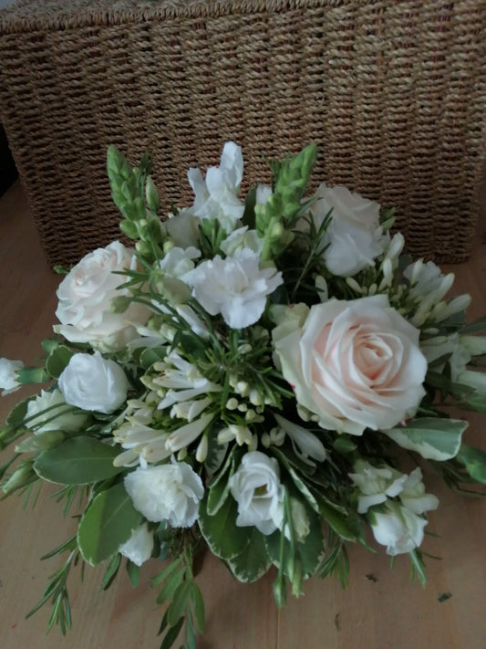 Posy arrangement