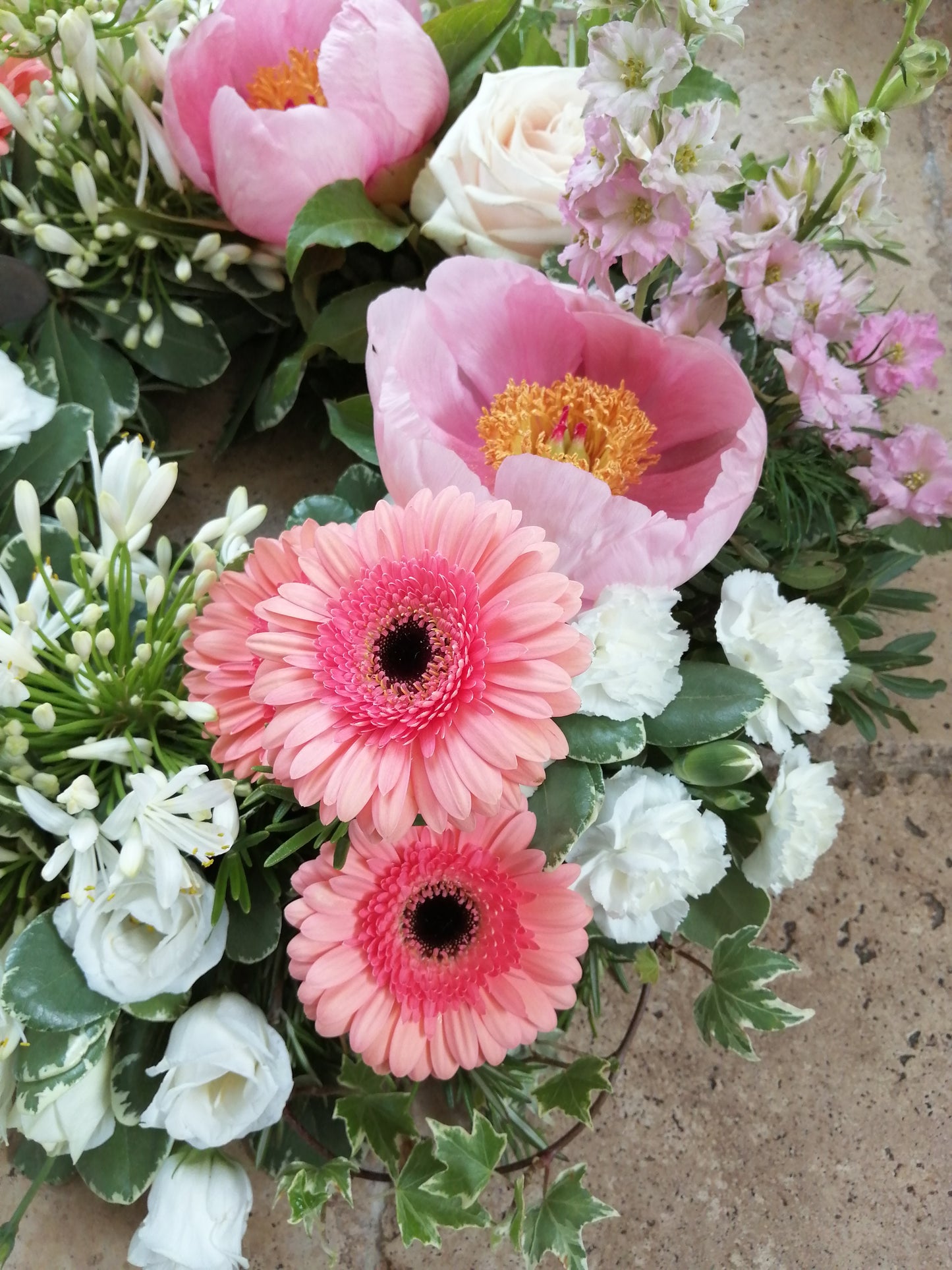 Garden style wreath